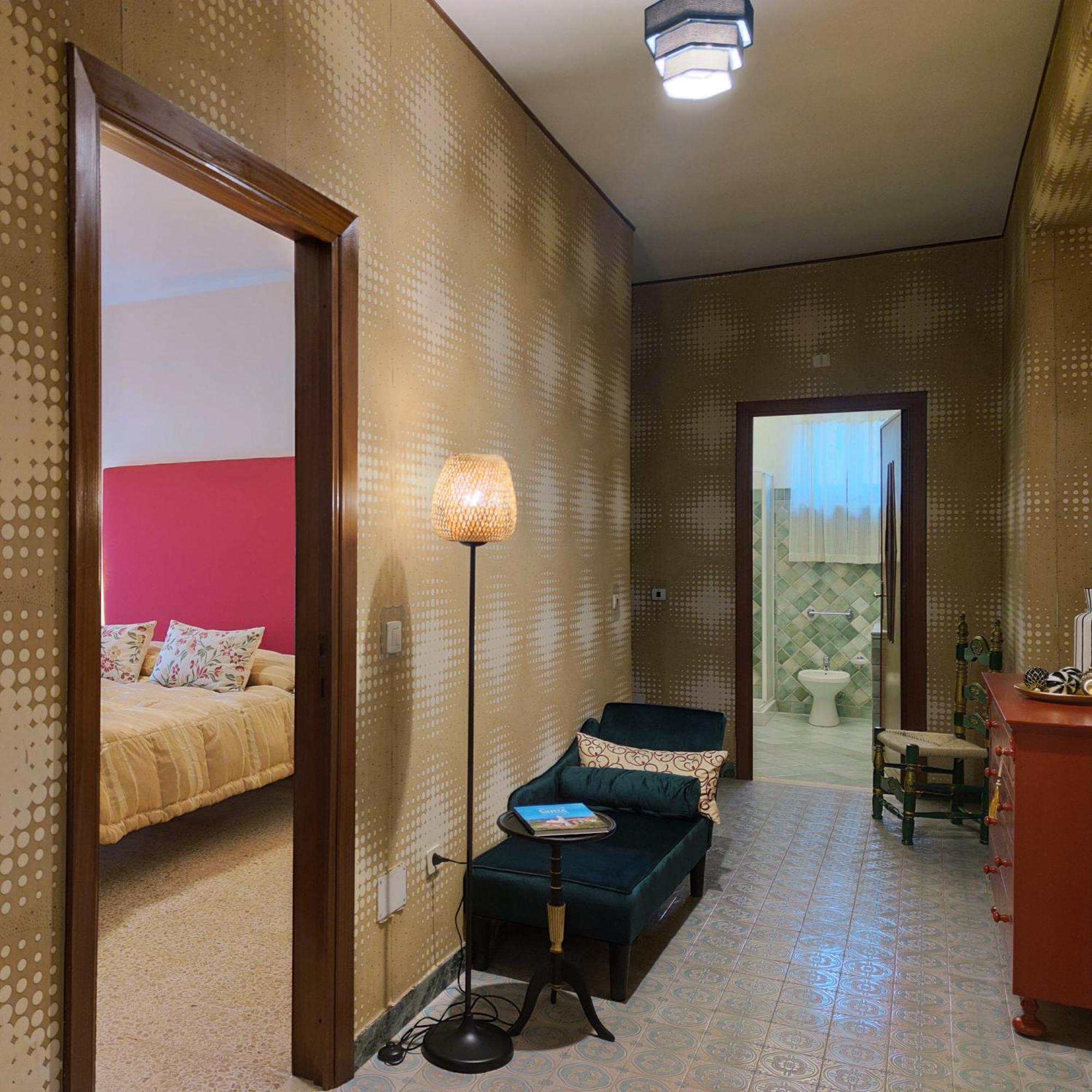 Hotel Mama Babylon Olbia Exterior foto